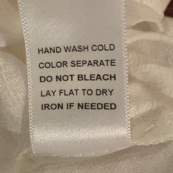 NWT Le Lis Collection Ivory Off the Shoulder Puff Sleeve Smocking Crop Top - Picture 11 of 12